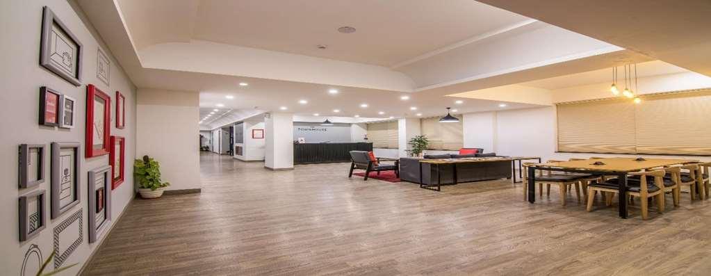 Oyo Townhouse 028 Corporate Suite Noida Bekvämligheter bild